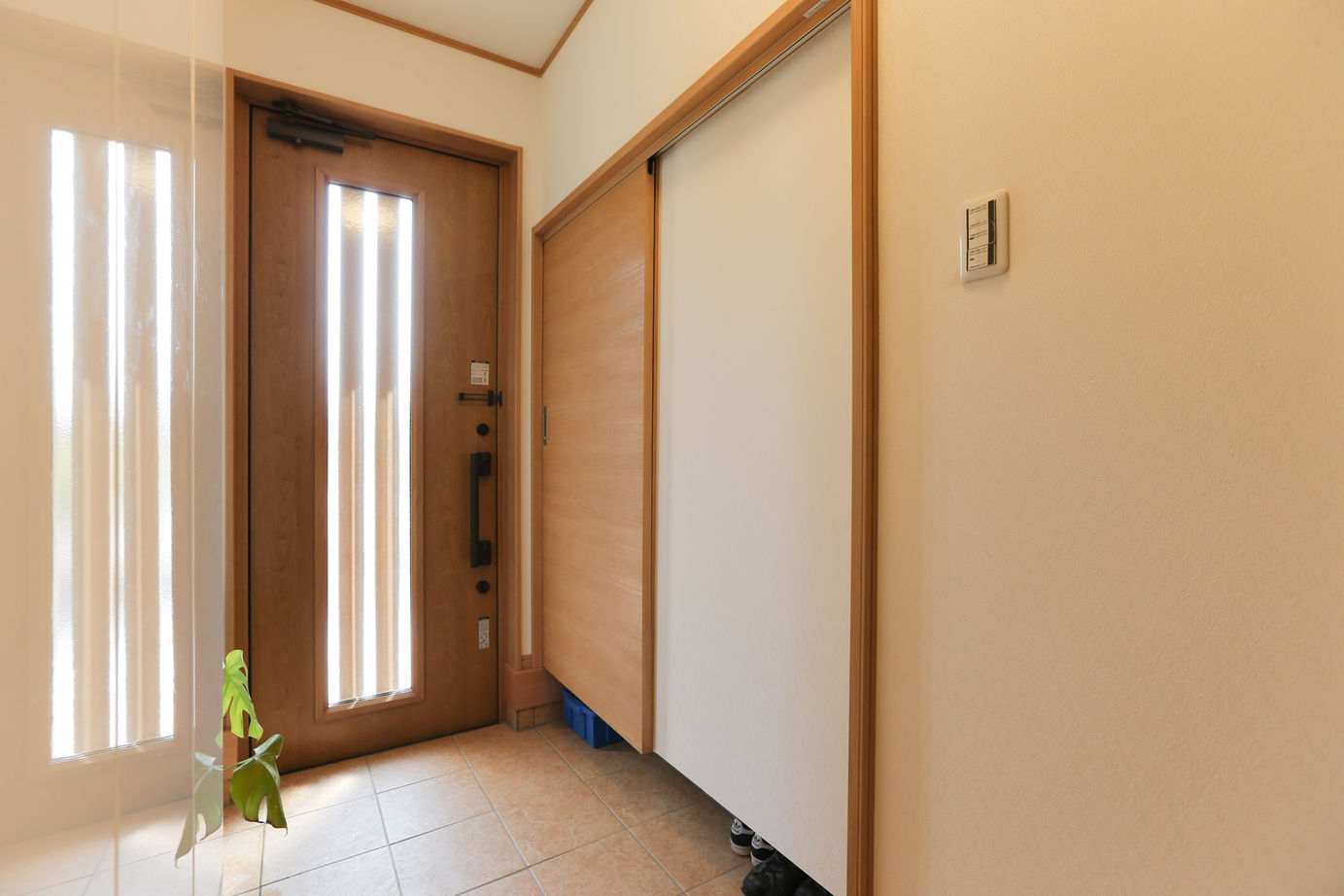 アイダ設計 【間取り図有/太陽光発電/30坪台/建て替え】家事ラク住宅設備や充実収納！暮らしの不便を解消した満足の家の建築実例画像4