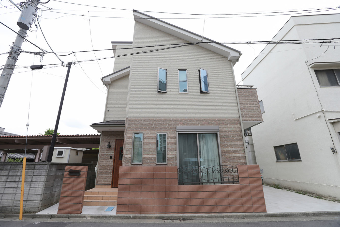 アイダ設計 【間取り図有/3階建て/30坪台】家族が安全で快適に過ごせる家を追求して実現の建築実例画像2