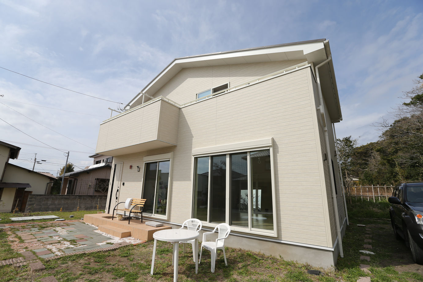 アイダ設計 【間取り図有/20坪台/3LDK/店舗兼用】フラダンス教室、美容院、居住空間、各スペースに配慮した設計の家の建築実例画像4