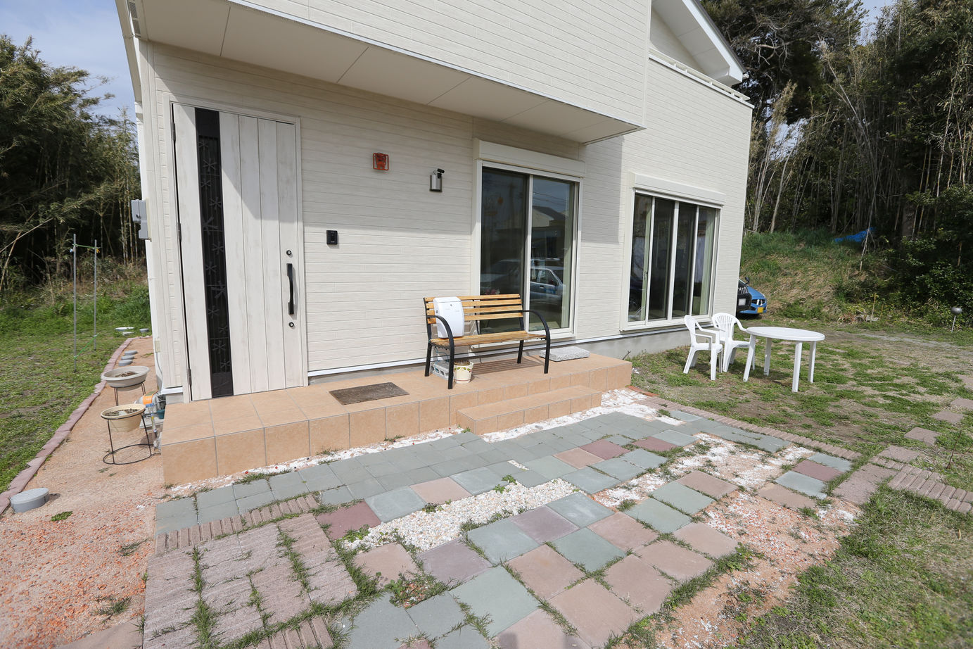 アイダ設計 【間取り図有/20坪台/3LDK/店舗兼用】フラダンス教室、美容院、居住空間、各スペースに配慮した設計の家の建築実例画像6