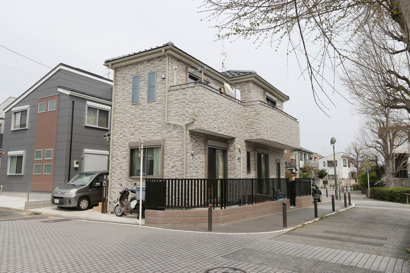 アイダ設計 【間取り図有/20坪台/バリアフリー/収納充実】カウンターキッチンで飲むのがお気に入りの建築実例画像2