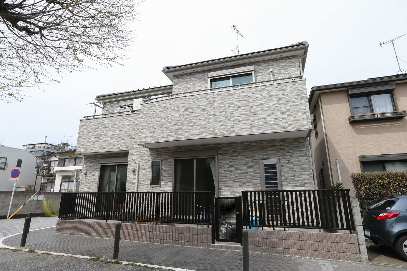 アイダ設計 【間取り図有/20坪台/バリアフリー/収納充実】カウンターキッチンで飲むのがお気に入りの建築実例画像3