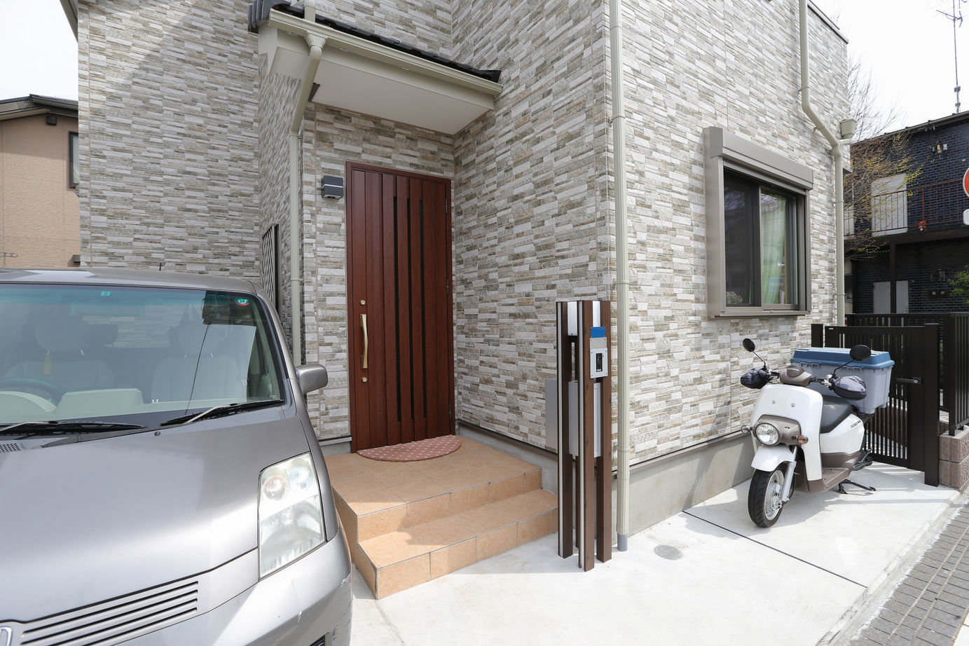 アイダ設計 【間取り図有/20坪台/バリアフリー/収納充実】カウンターキッチンで飲むのがお気に入りの建築実例画像5