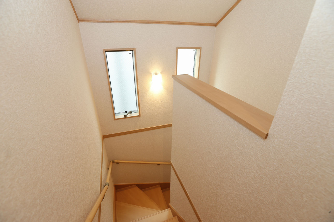 アイダ設計 【間取り図有/20坪台/バリアフリー/収納充実】カウンターキッチンで飲むのがお気に入りの建築実例画像12