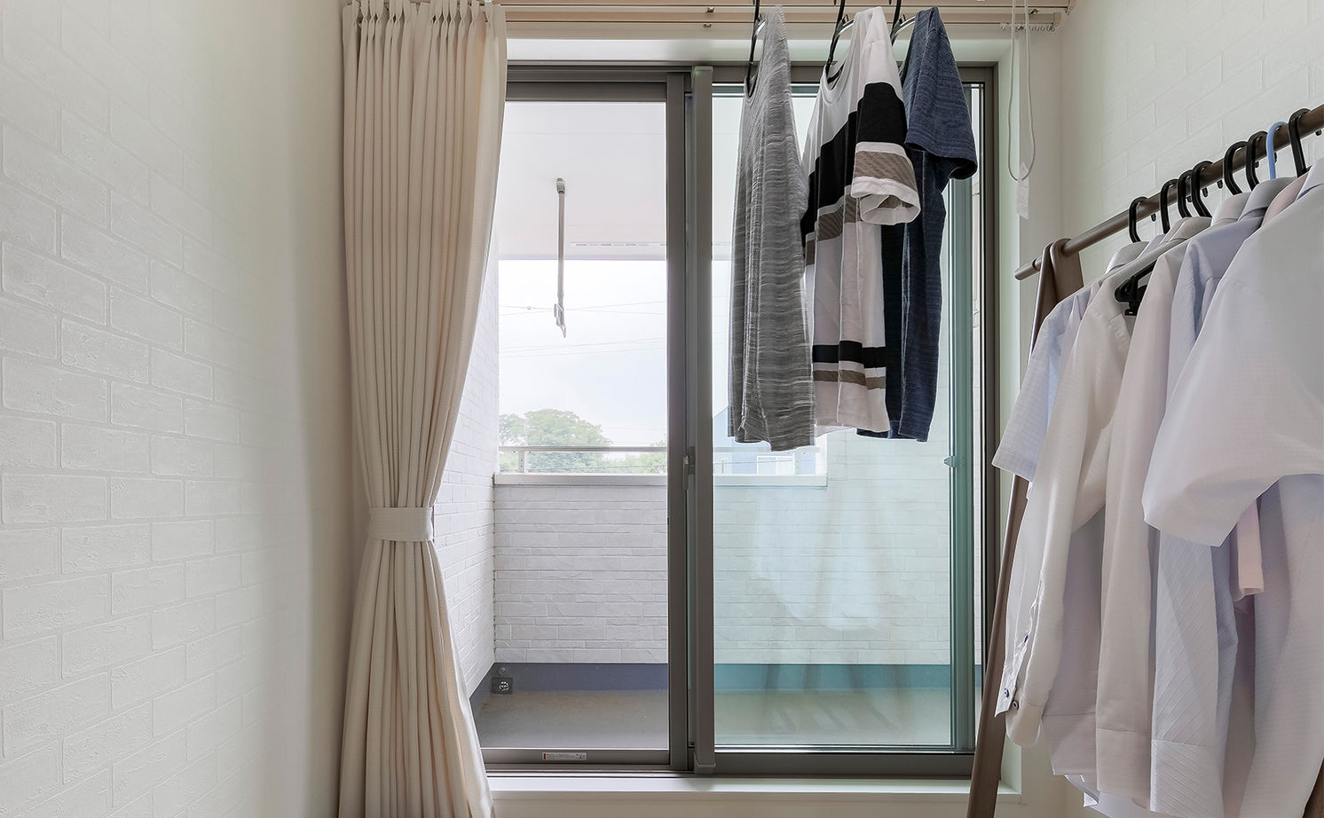 アイダ設計 【パントリー/家事ラク/間取り図】こだわりの収納スペースで綺麗な状態キープ　シンプルなローコスト住宅の建築実例画像9