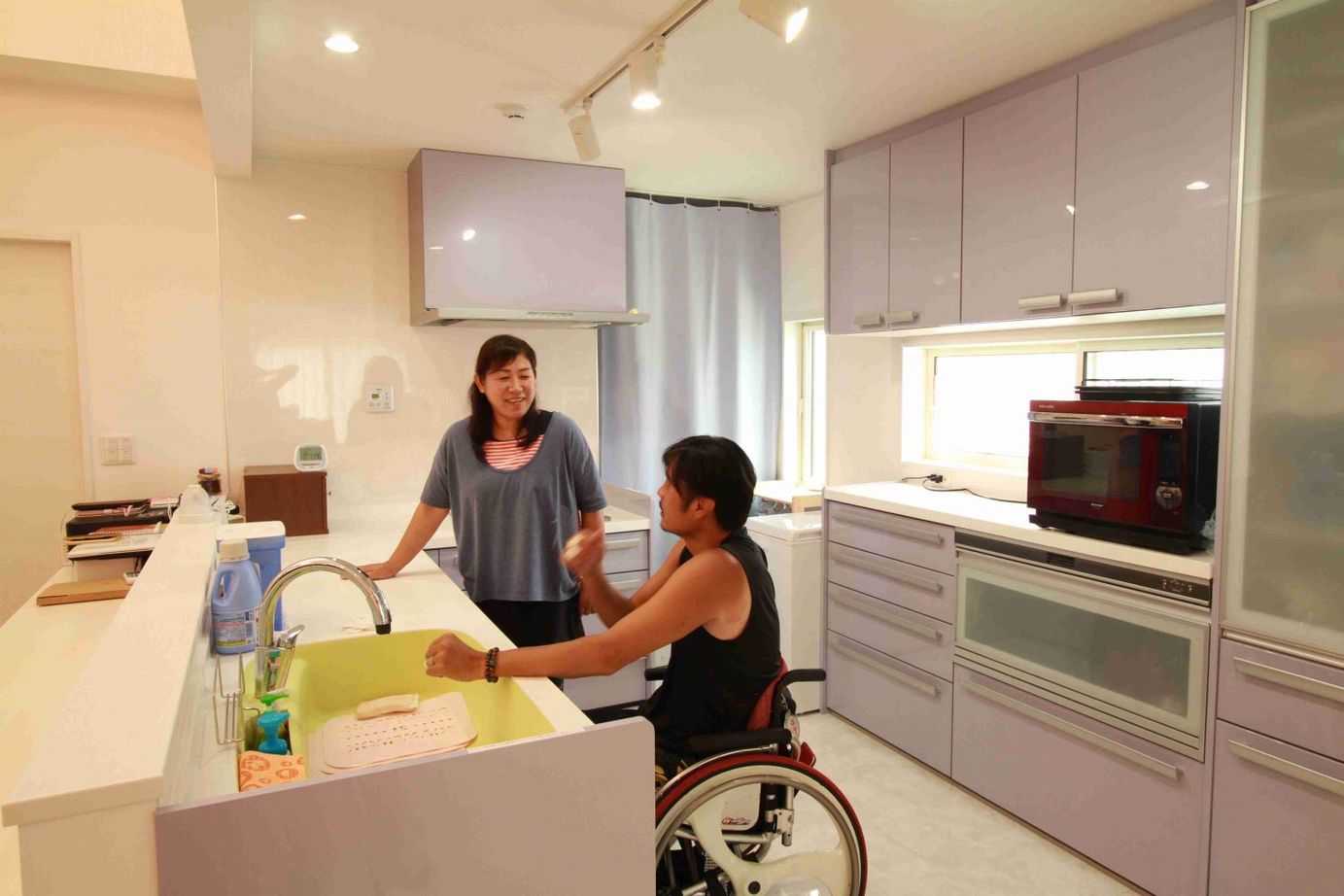 アイダ設計 【平屋/間取り図有/30坪台】開放的なリビングに勾配天井など、こだわった平屋のバリアフリーな住まいの建築実例画像5