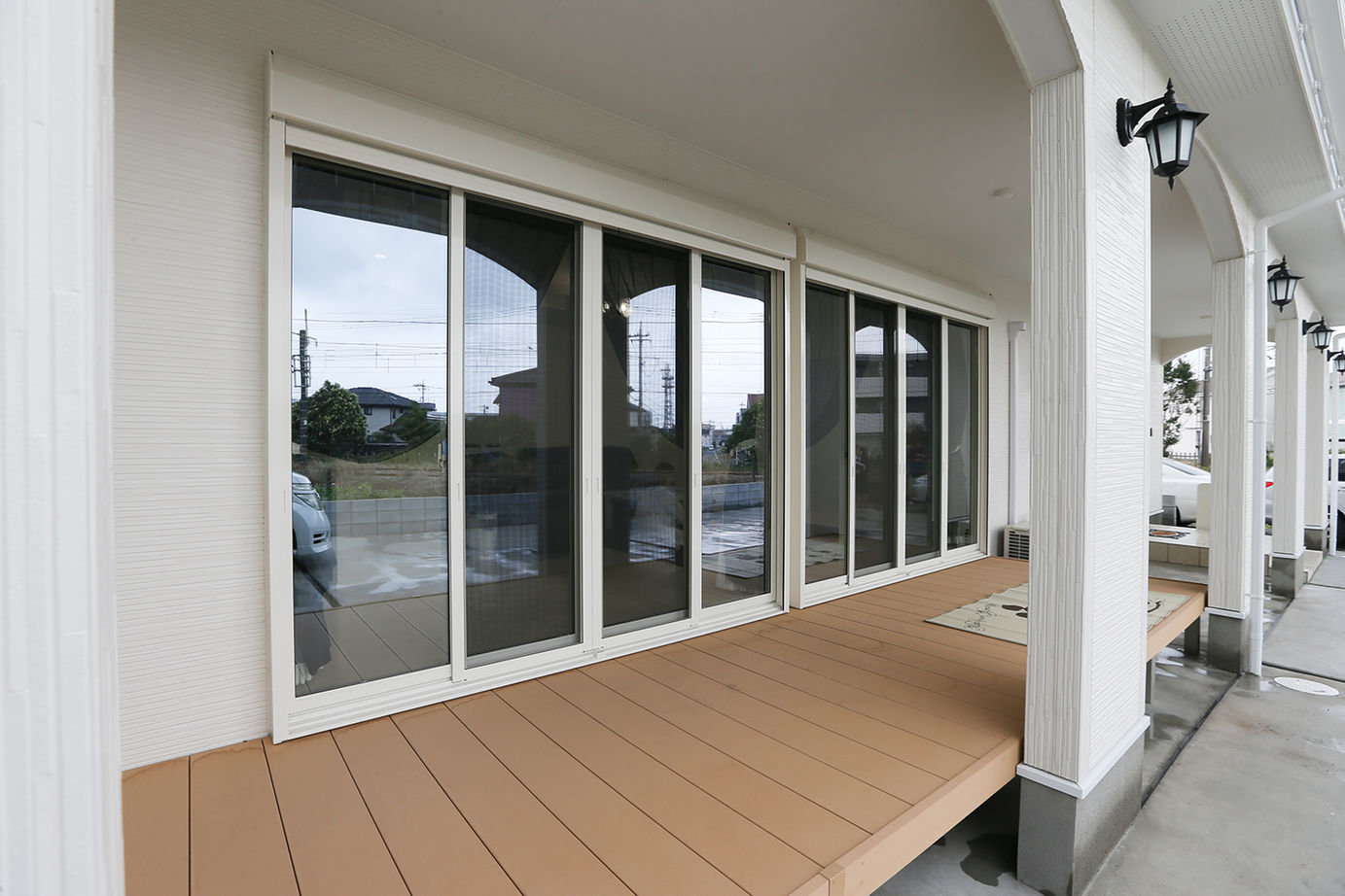 アイダ設計 【間取り図有/平屋/30坪台】太陽光発電やオール電化を採用、将来を見据えた使い勝手のよい平屋の二世帯住宅の建築実例画像13