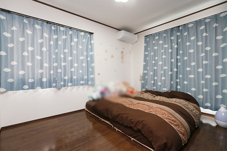 アイダ設計 【間取り図有/30坪台/リビングイン階段/4LDK】折り上げ天井/収納工夫などアイデアの詰まったオール電化住宅の建築実例画像5