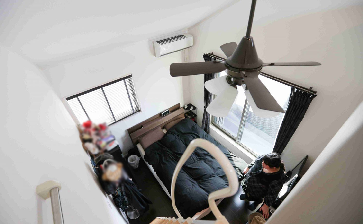 アイダ設計 【20坪台/収納充実/ロフト】モダンな外観、白とブラウンでモノトーンにまとめたスッキリとした室内空間の建築実例画像5