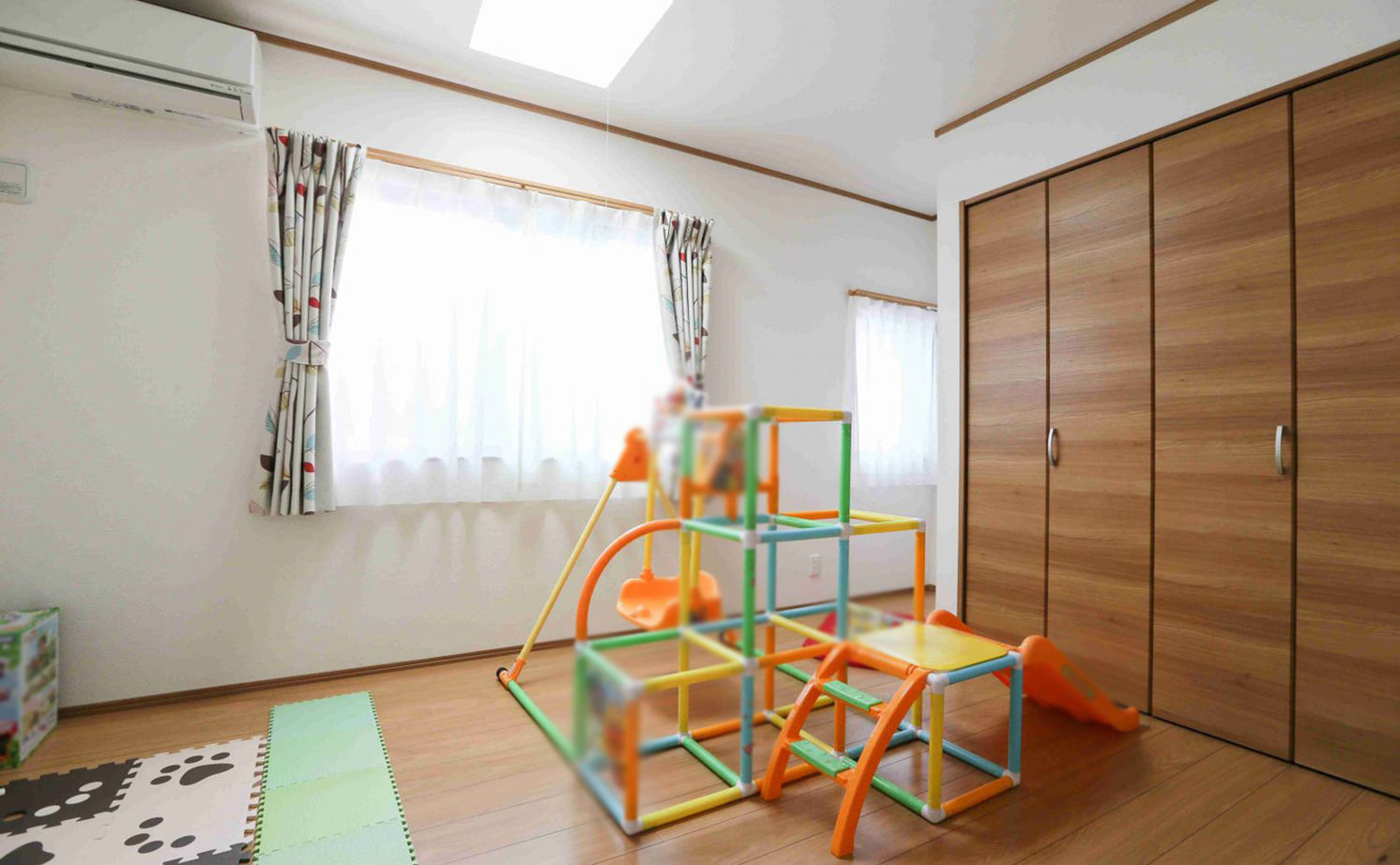 アイダ設計 【間取り図有/30坪台/小屋裏収納/バルコニー】空間を有効活用した、人目を気にしない裏庭のある家の建築実例画像8