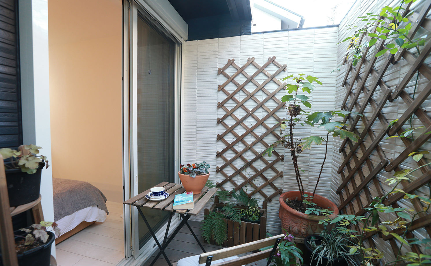 アイダ設計 【都市型住宅/間取り図有/10坪台/狭小地】様々な工夫で圧迫感を感じさせない明るくて開放的な住まいの建築実例画像13