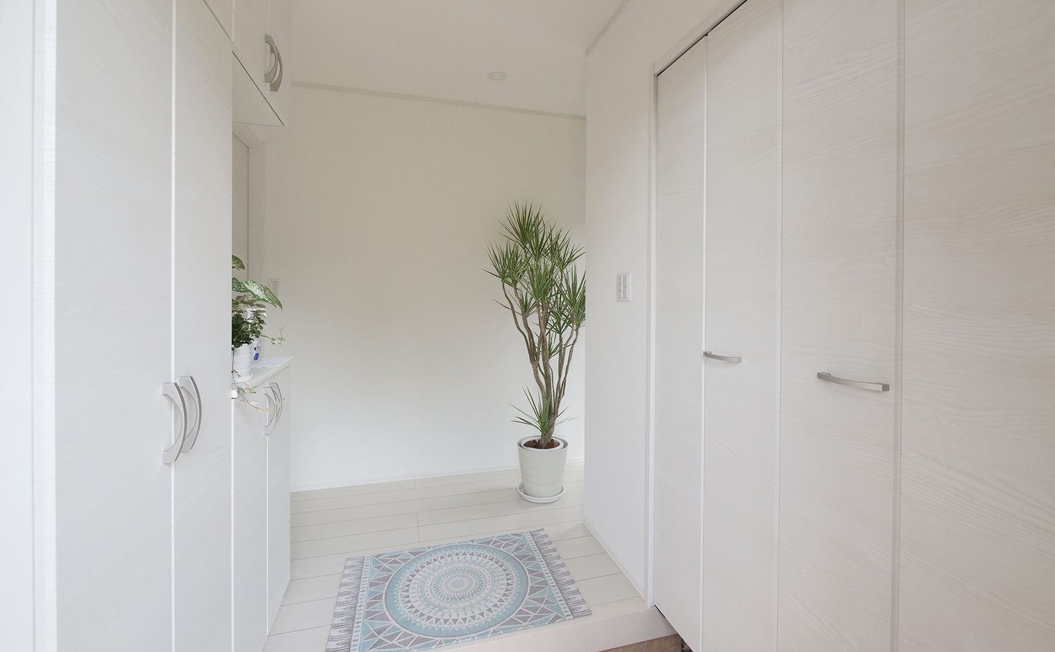 アイダ設計 【二世帯住宅/間取り図有/40坪台/吹き抜け/広々リビング】価格を抑えながら高耐震で開放的な家を実現の建築実例画像10