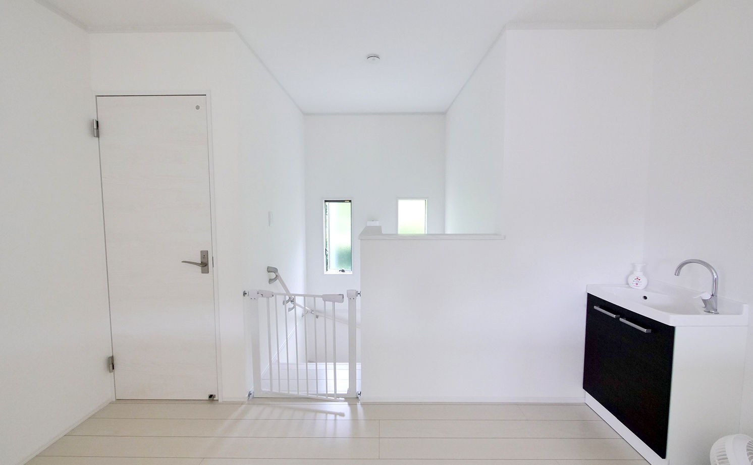 アイダ設計 【二世帯住宅/間取り図有/40坪台/吹き抜け/広々リビング】価格を抑えながら高耐震で開放的な家を実現の建築実例画像13