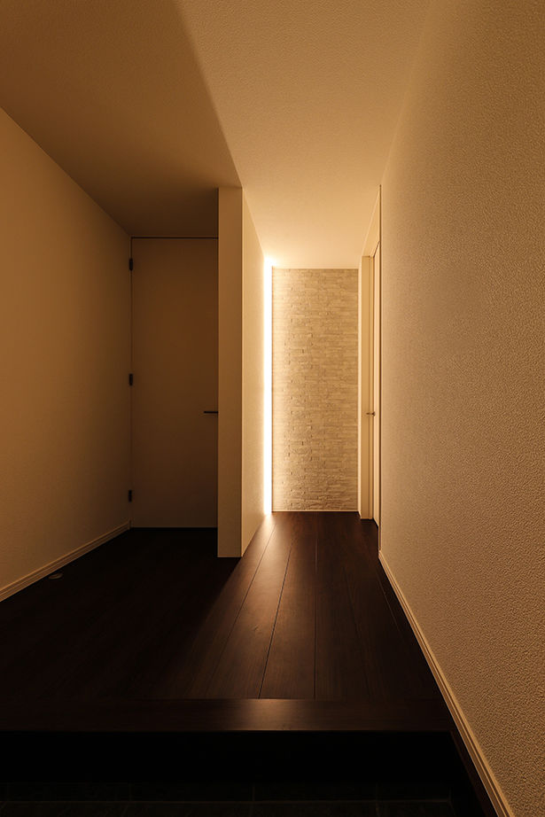 アイダ設計 【間取り図有/30坪台/3階建て/吹き抜け/広々LDK】限られた空間を最大限に生かした、ホテルライクな家の建築実例画像9