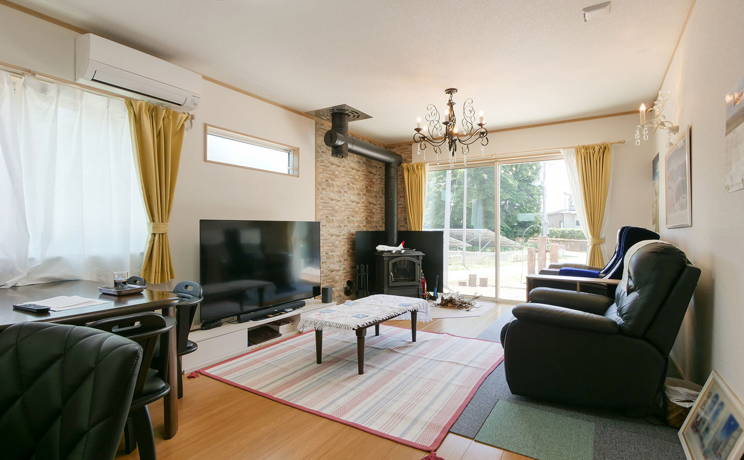 アイダ設計 【間取り図有/薪ストーブ/40坪台/スカイバルコニー】趣味とこだわりが詰まった、どこにいても楽しい家の建築実例画像4