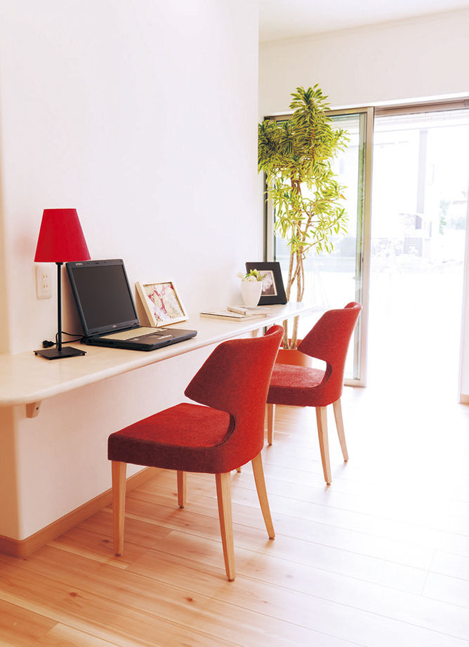 ハウスジャパン 【間取り図有｜平屋｜ビルトインガレージ】平屋の魅力発見！家事ラクで便利な住まいを提案の建築実例画像4