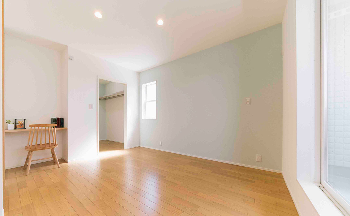 ハウスジャパン 【本体価格1690万円|間取り図有|ナチュラル|30坪】おしゃれな見せる収納！無垢材のあたたかい家の建築実例画像10