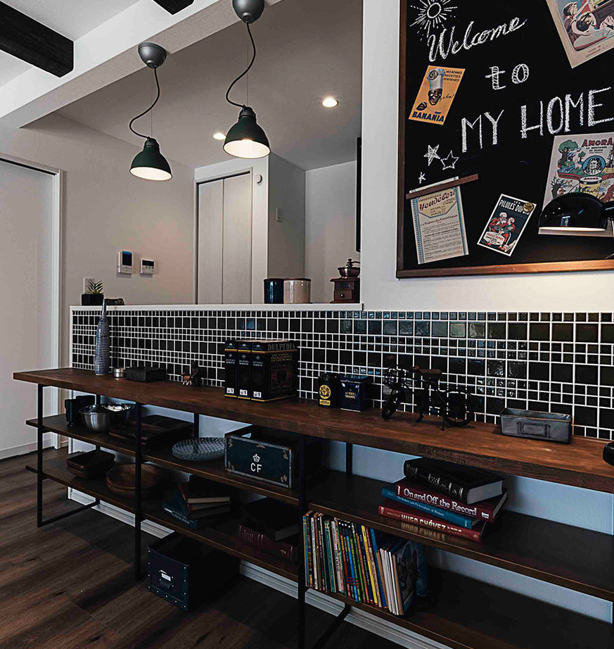 ハウスジャパン 【本体価格1640万円|間取り図有|ヴィンテージ|30坪】個性豊かなタイルのキューブ型おしゃれな家の建築実例画像4