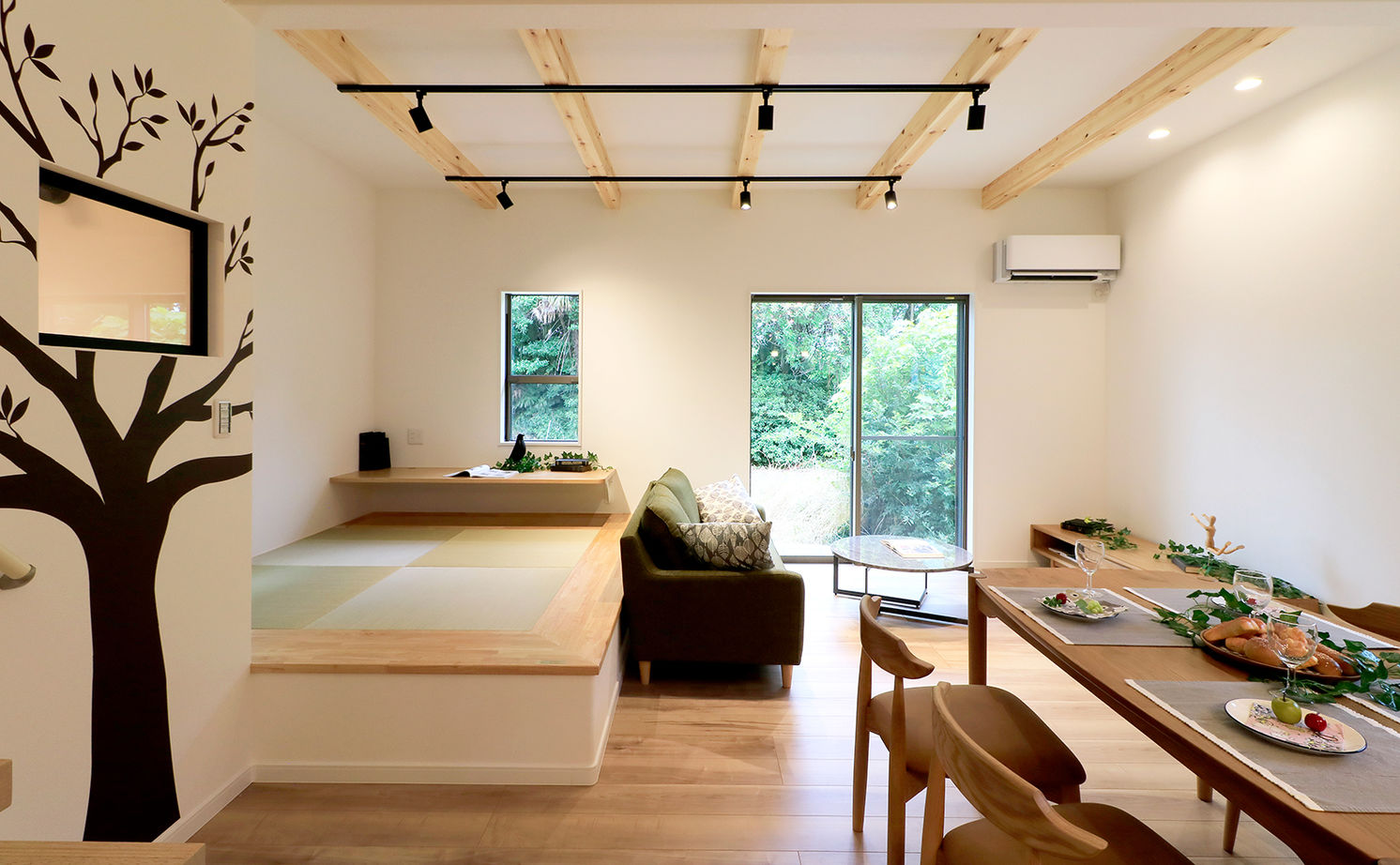 ハウスジャパン 【間取り図有|ナチュラル|2人暮らし|2000万円台|テレワーク対応】充実したおうち時間を実現する家の建築実例画像9