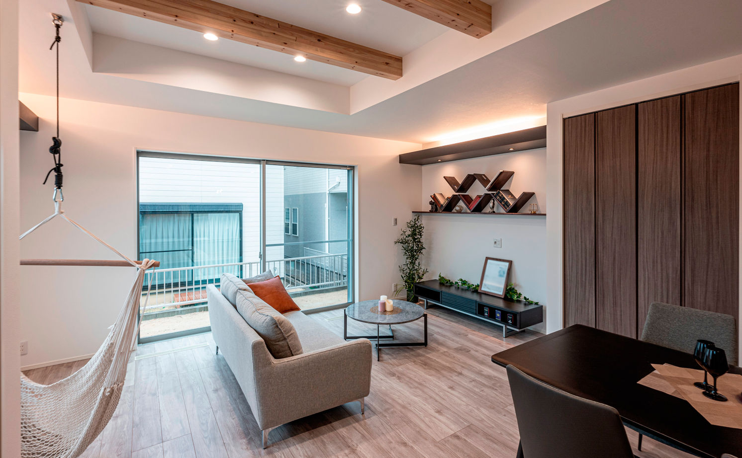 ハウスジャパン 【刈谷市｜2000万円台｜間取り図有】共働きに最適！収納充実で家事ラクなホテルライクな家の建築実例画像3