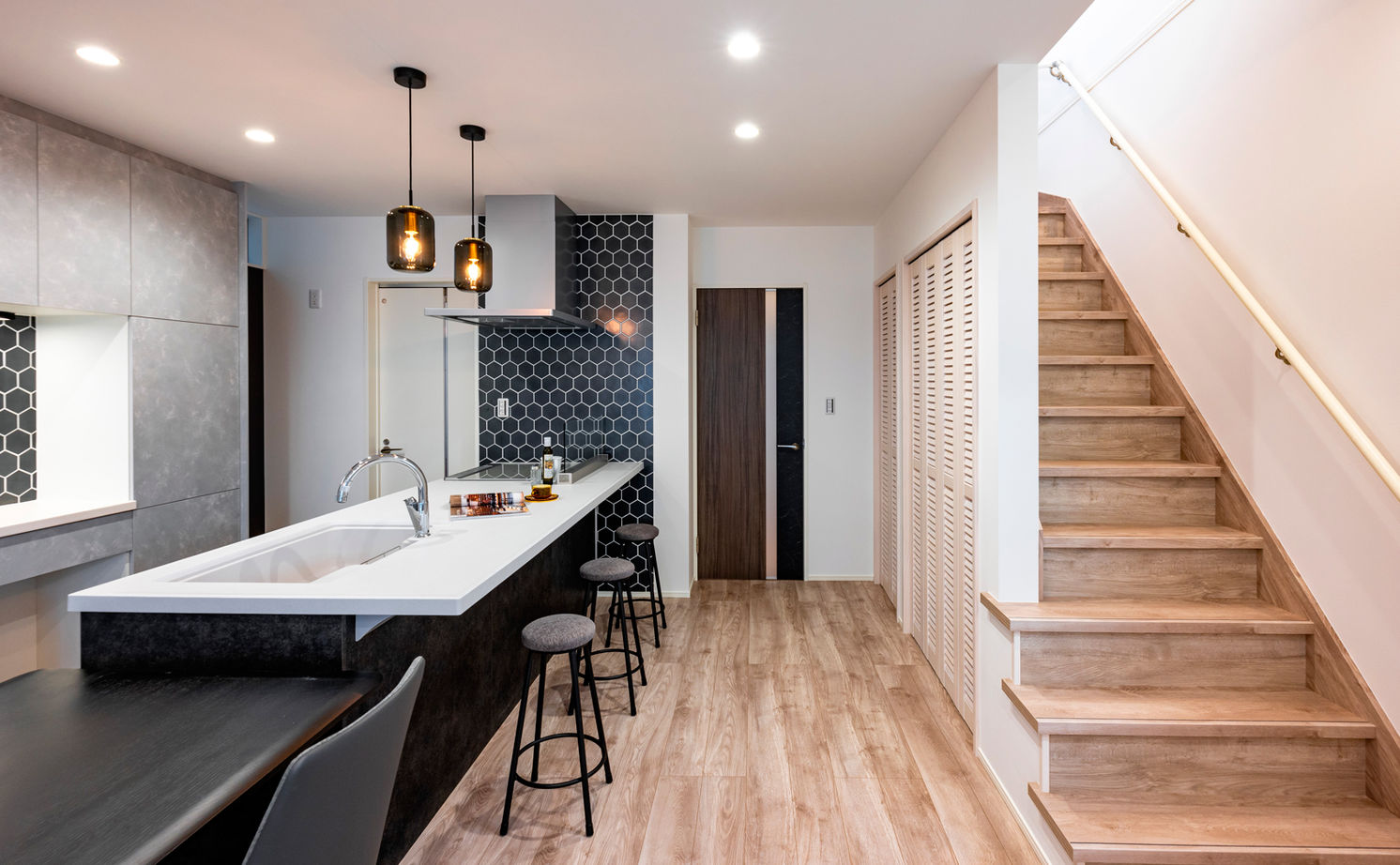 ハウスジャパン 【刈谷市｜2000万円台｜間取り図有】共働きに最適！収納充実で家事ラクなホテルライクな家の建築実例画像5