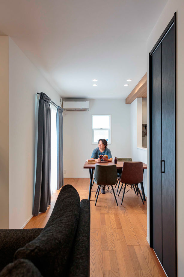 ハウスジャパン 【刈谷市｜30坪台｜ビルトインガレージ】男の城！一人や友人との時間を楽しむ住まいの建築実例画像5