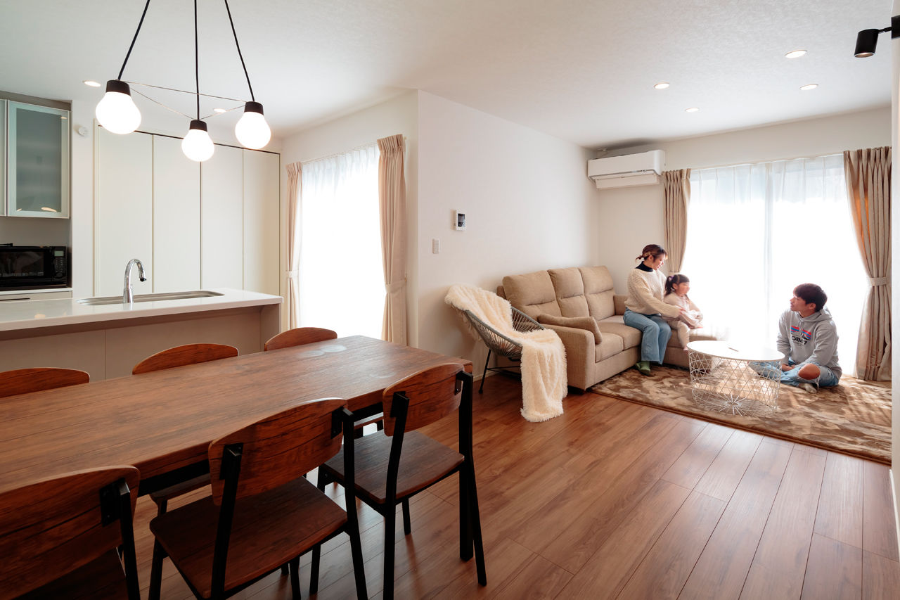 ハウスジャパン 【西尾市｜ビルトインガレージ】30坪未満でも実現！可愛い韓国風インテリアの家の建築実例画像7