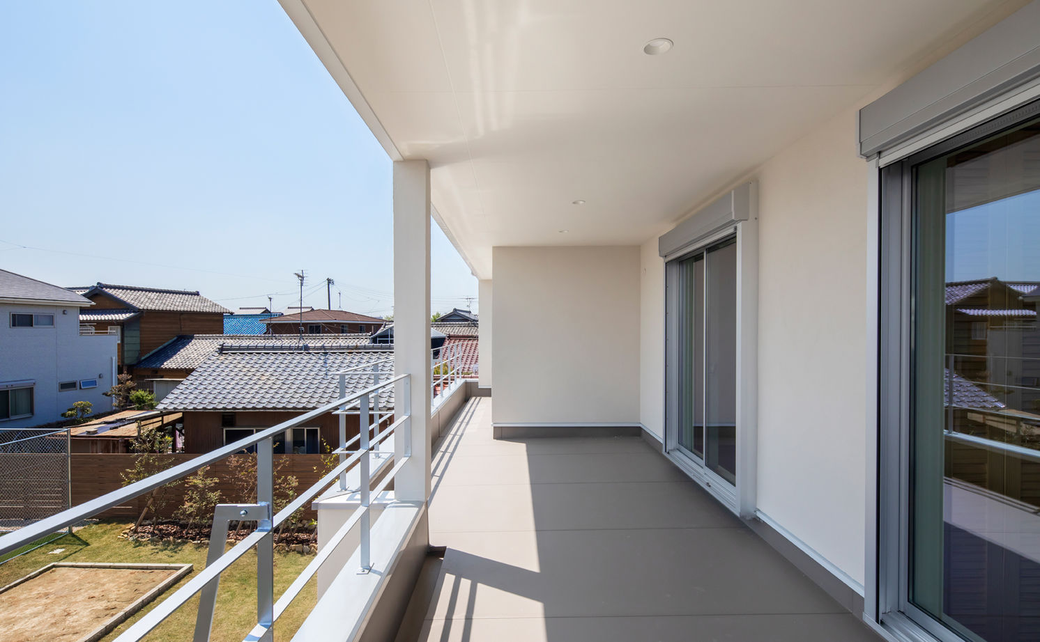 ハウスジャパン 【愛知県｜ビルトインガレージ】北欧テイスト！吹抜けスケルトン階段のガレージハウスの建築実例画像13