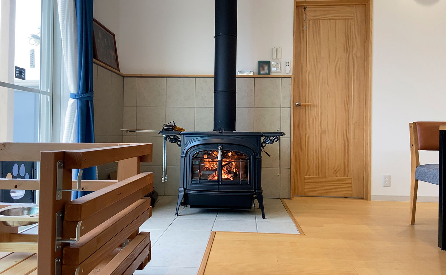 ハウスジャパン 【安城市｜20坪台｜平屋】犬と広い庭、薪ストーブ。コテージ風のコンパクトな平屋の建築実例画像4