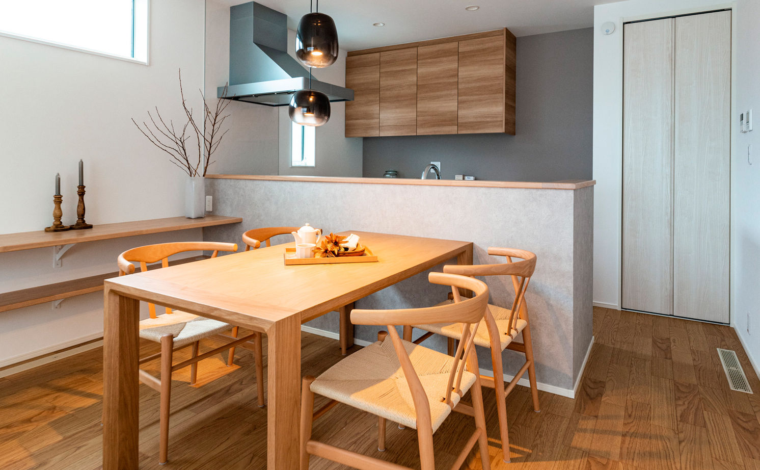 ハウスジャパン 【高浜市｜20坪台｜車3台】家事がラクな動線。アースカラーの素材感が魅力の家の建築実例画像8