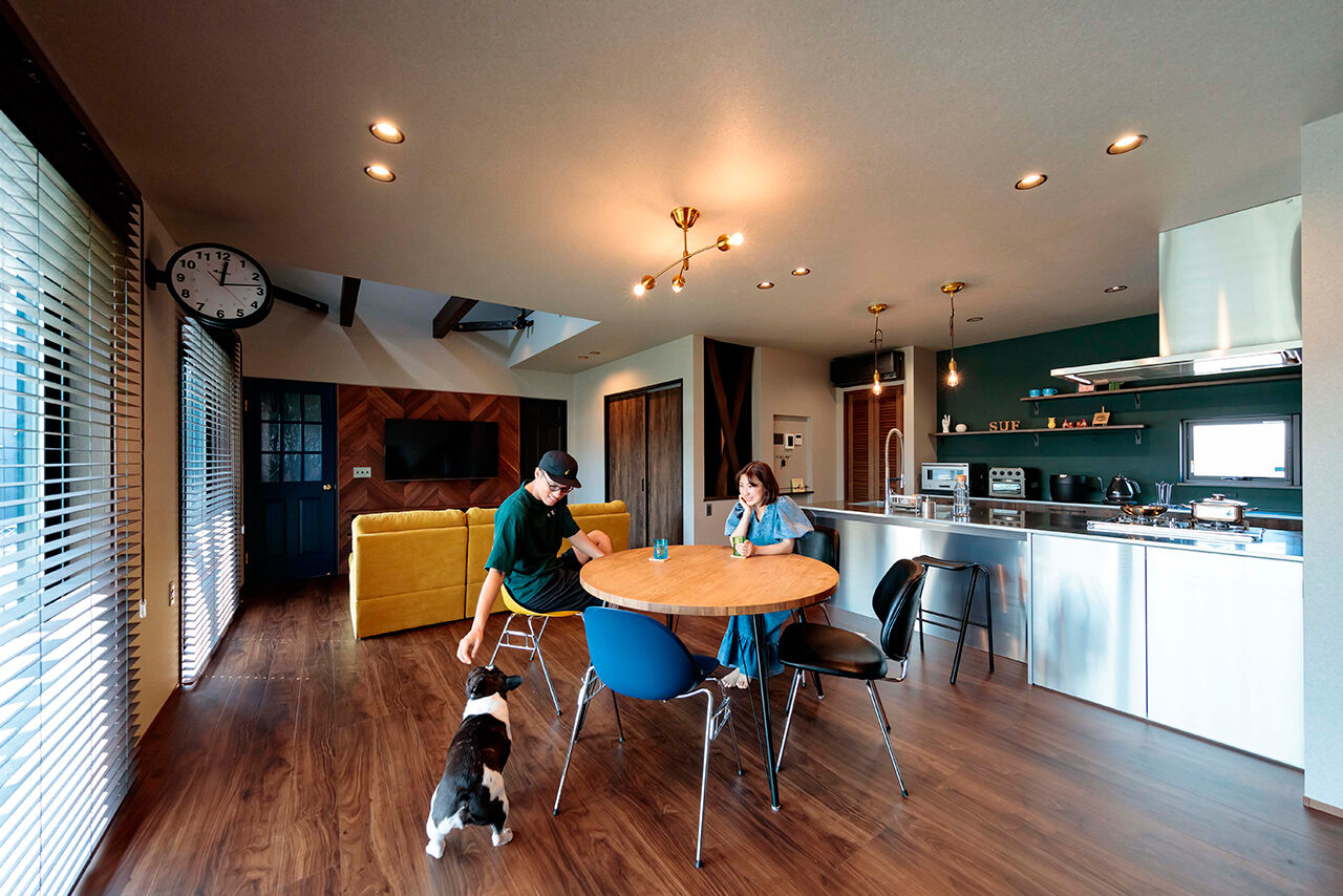 ハウスジャパン 【2000万円台｜知立市｜30坪台｜ペット】愛犬と暮らすカリフォルニアスタイルのヴィンテージ家の建築実例画像2