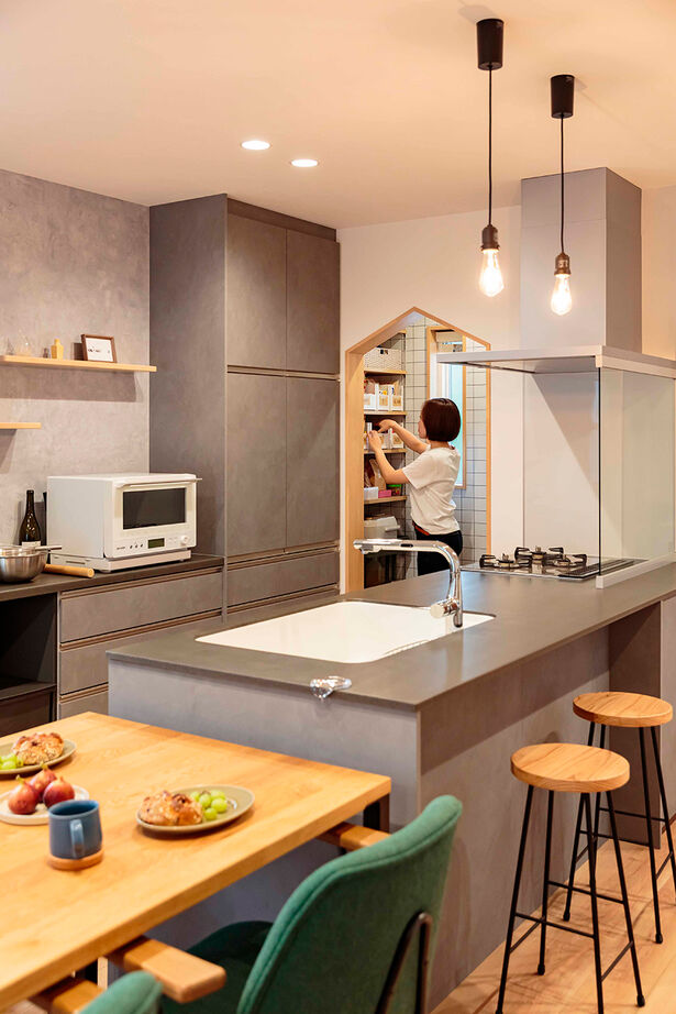 ハウスジャパン 【2000万円台｜碧南市｜30坪台｜趣味】心豊かに暮らす、美術館風の吹抜け玄関の家の建築実例画像4