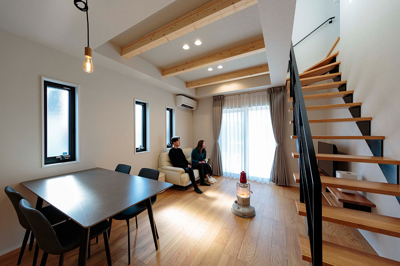 ハウスジャパン 【2000万円台｜碧南市｜30坪台｜ビルトインガレージ】土地提案も最適！愛車のためのガレージハウスの建築実例画像3