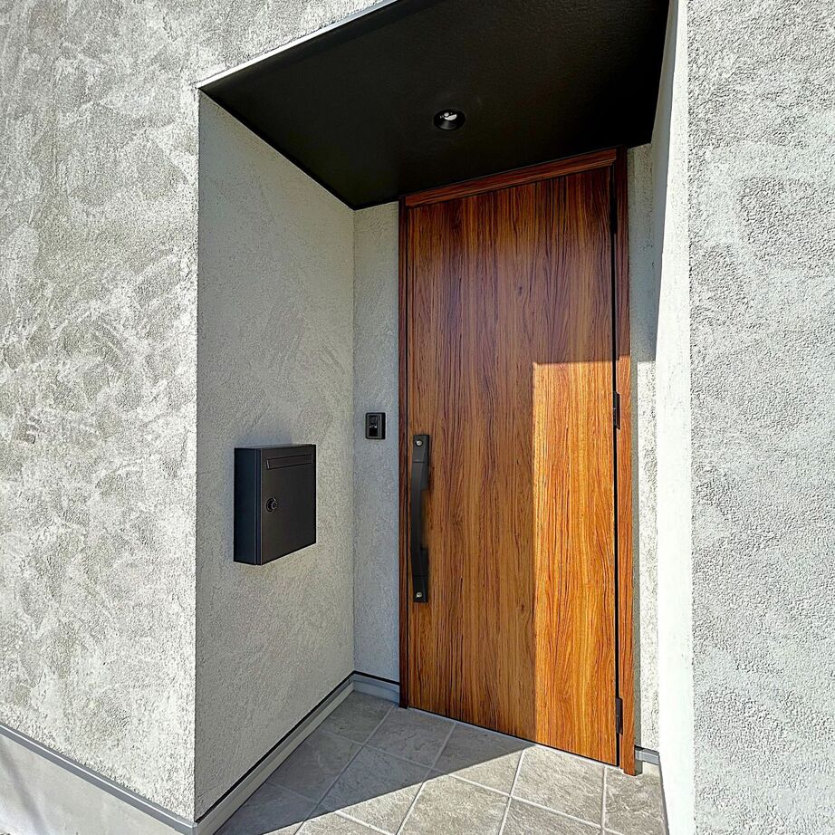 スマイルハウス／松本・安曇野・塩尻 【松本市/2000万円台/4LDK+S】塗り壁のナチュラルな風合いが特徴の家の建築実例画像3