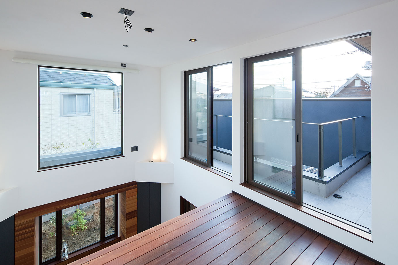 山下建設 【ZEH/ウッドデッキ】光と風が心地いい。素材、デザインにこだわった“自分らしい家”の建築実例画像10