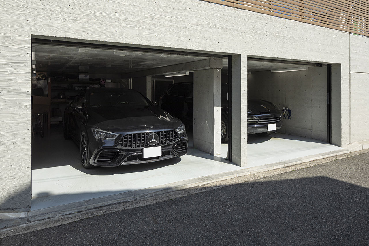 山下建設 【4000万円～／ビルトインガレージ／中庭／地下室／間取図有】ハイクラスホテルのような雰囲気を纏う住まいの建築実例画像5