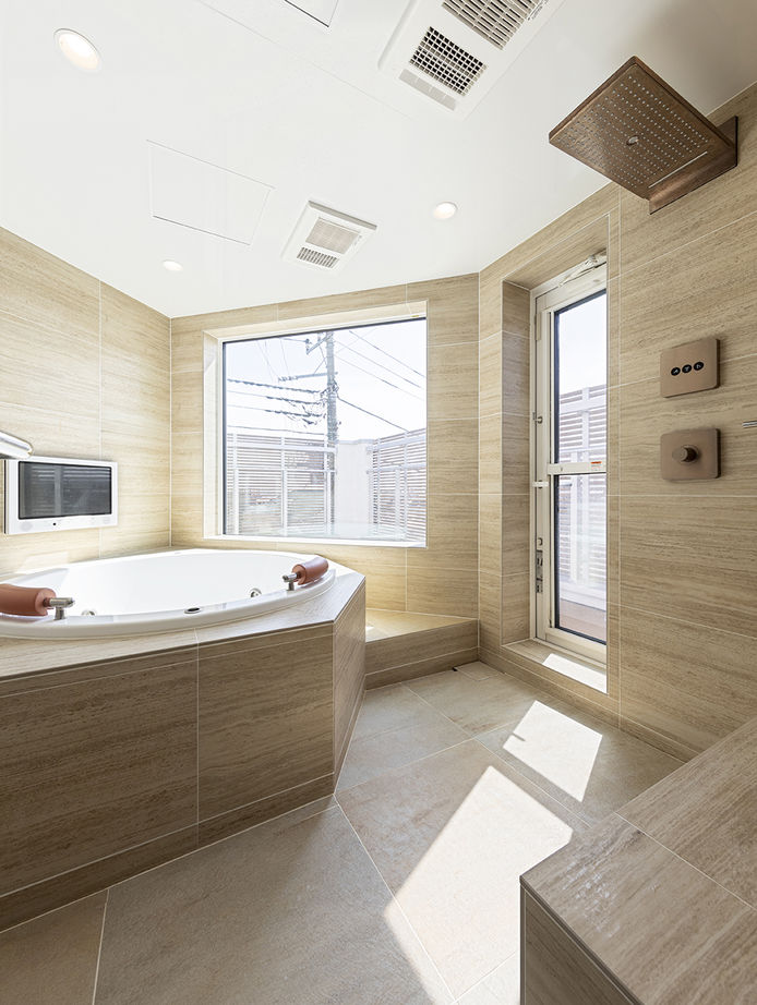 山下建設 【4000万円～／ビルトインガレージ／中庭／地下室／間取図有】ハイクラスホテルのような雰囲気を纏う住まいの建築実例画像7