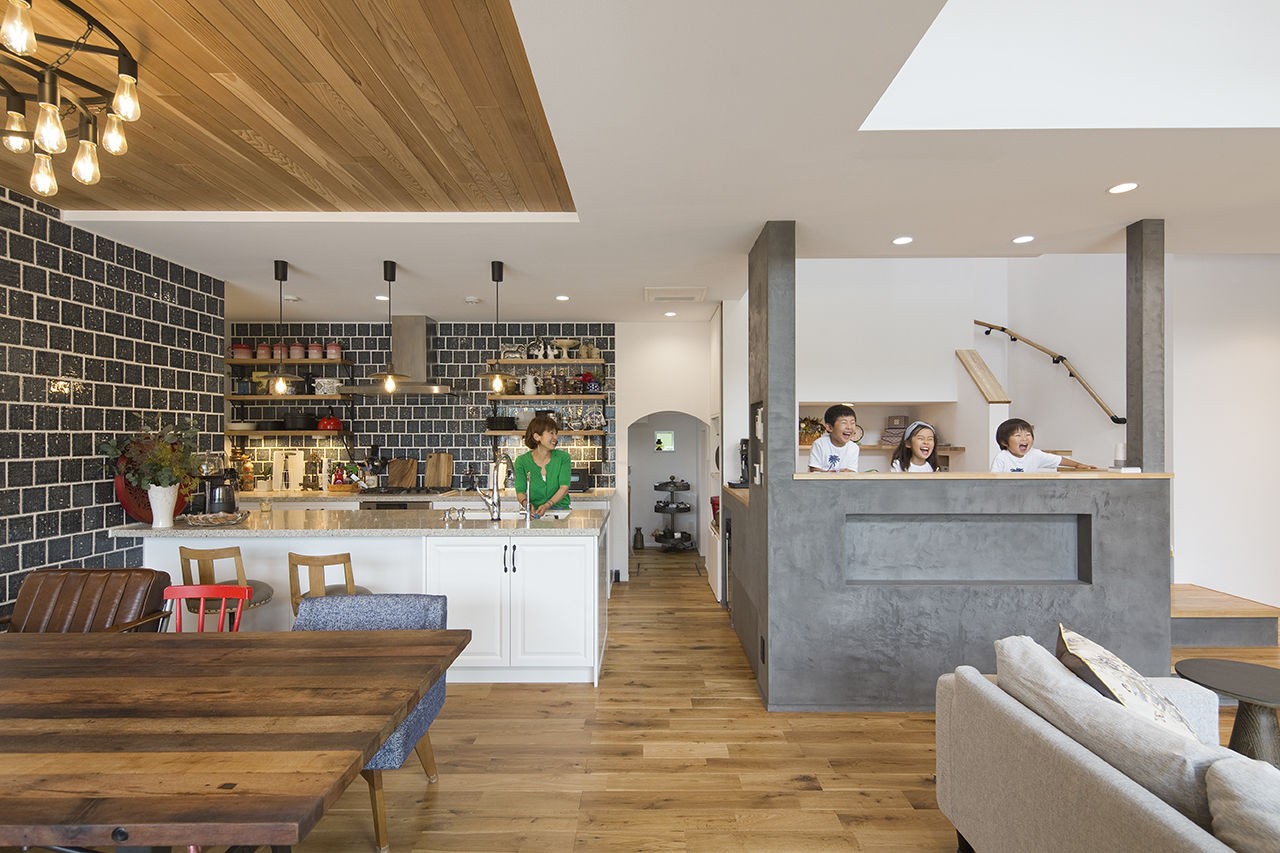 山下建設 【4000万円～／ホームシアター／テラス／間取図あり】子どもたちの笑顔が嬉しい！遊び心を随所に反映した家の建築実例画像3