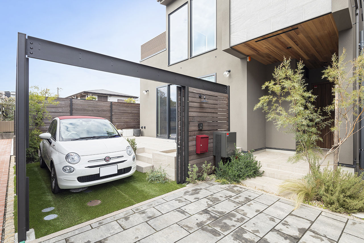 山下建設 【吹抜／ヌック／テラス／間取図】湘南の暮らしを満喫。シンプルモダンにアンティークな彩りを添えた住まいの建築実例画像3