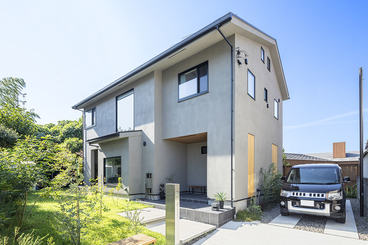 山下建設 【吹抜／ウッドデッキ／間取図】ダウンリビングと豊かな暮らしを。緑と光と影が織りなす居心地のよい家の建築実例画像3