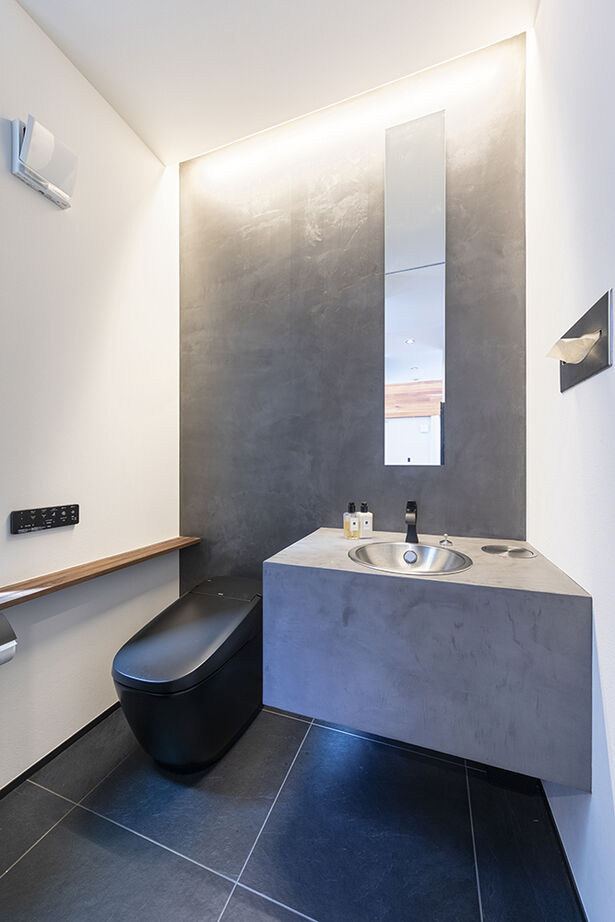 山下建設 【吹抜／ビルトインガレージ／間取図】湘南に建てた邸宅で、日本で過ごすひと時を優雅に、快適にの建築実例画像12