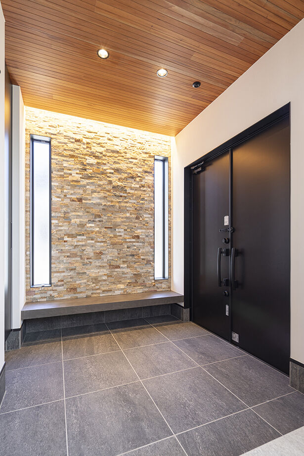 山下建設 【吹抜／ビルトインガレージ／間取図】湘南に建てた邸宅で、日本で過ごすひと時を優雅に、快適にの建築実例画像16