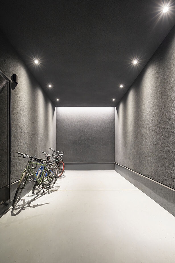 山下建設 【吹抜／ビルトインガレージ／間取図】湘南に建てた邸宅で、日本で過ごすひと時を優雅に、快適にの建築実例画像18