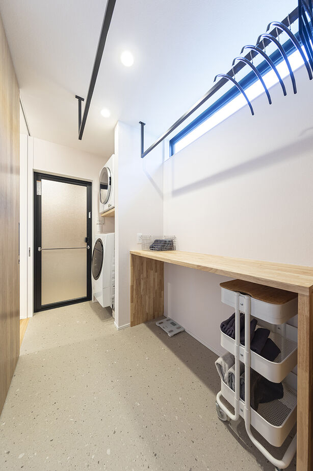 山下建設 【吹抜／収納充実／家事動線】吹き抜けのアスレチックネットや造作すべり台も！大人も子どもも集まる家の建築実例画像7