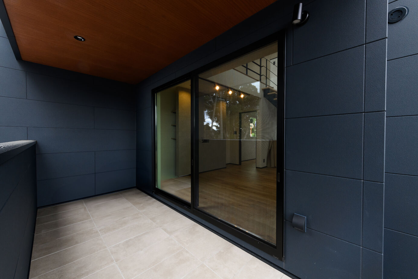 南日本ハウス 【遊び心溢れる家】落ち着きと遊び心が両立する、大人お洒落な家の建築実例画像6