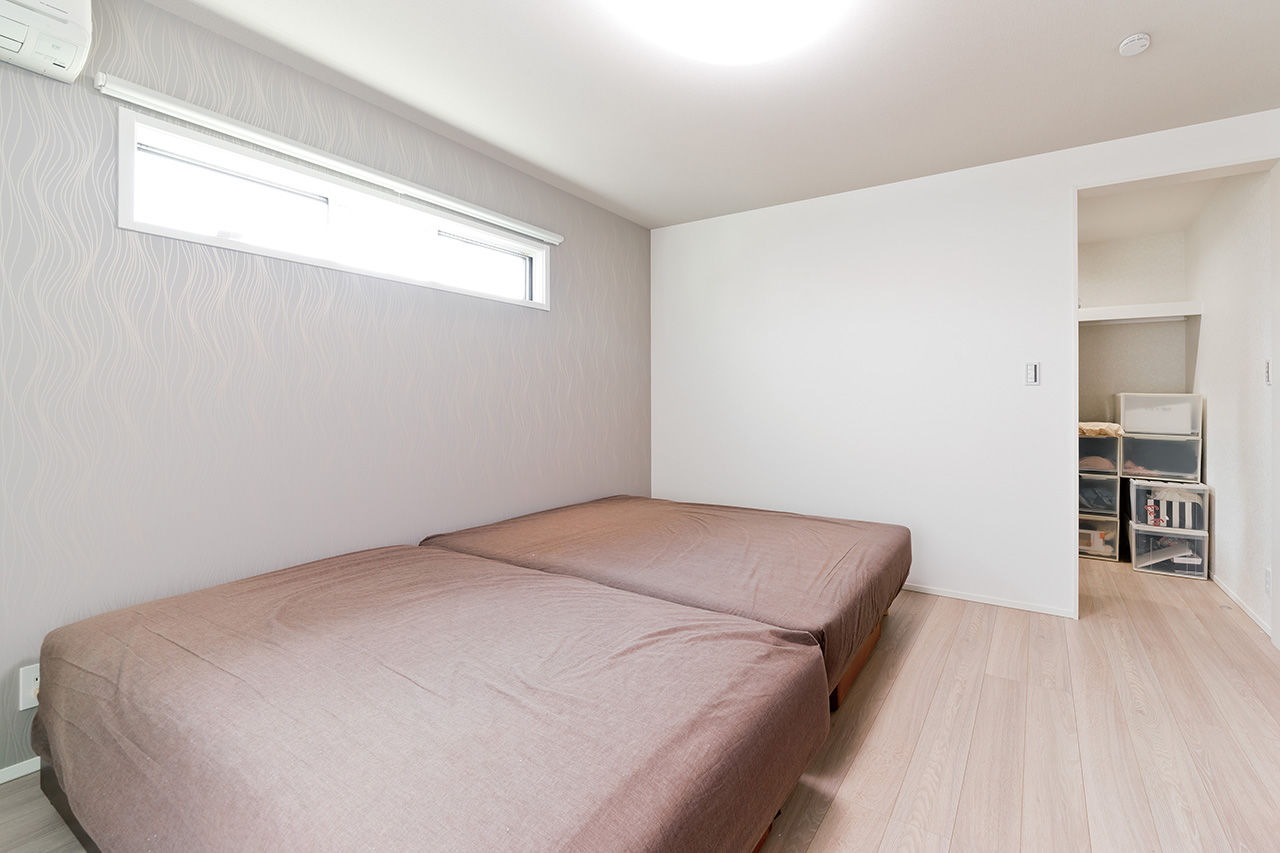 泉北ホーム 【2000万円台/間取り図有/55坪】無駄を省いたエレガントで上質な空間。アイランドキッチンで家事ラク仕様の建築実例画像9