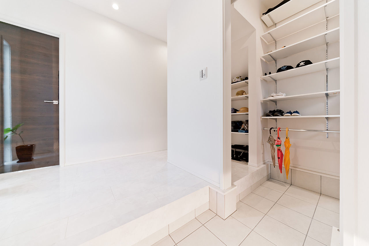 泉北ホーム 【2000万円台/間取り図有/55坪】無駄を省いたエレガントで上質な空間。アイランドキッチンで家事ラク仕様の建築実例画像10