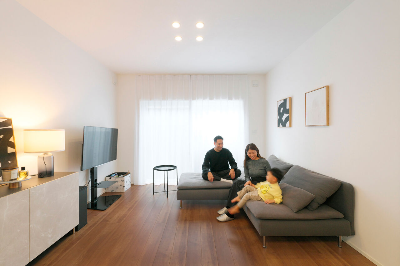 【SUUMO】 【1000万円台/間取図有】スタイリッシュなスクエアの外観。好きなインテリアと庭のある暮らしを満喫! - 泉北ホーム メイン ...