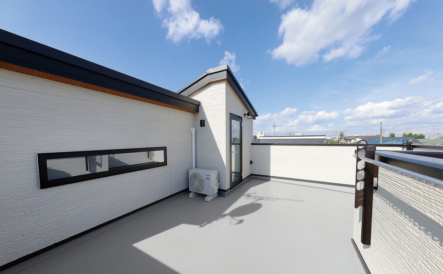 NANA HOME（川越） 【川越市／30坪台／間取り有／ルーフバルコニー/インナーテラス】セカンドリビングで自由でおしゃれな家にの建築実例画像5