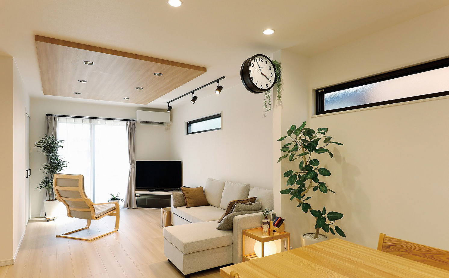 NANA HOME（川越） 【川越市／30坪台／間取り有／ルーフバルコニー/インナーテラス】セカンドリビングで自由でおしゃれな家にの建築実例画像6